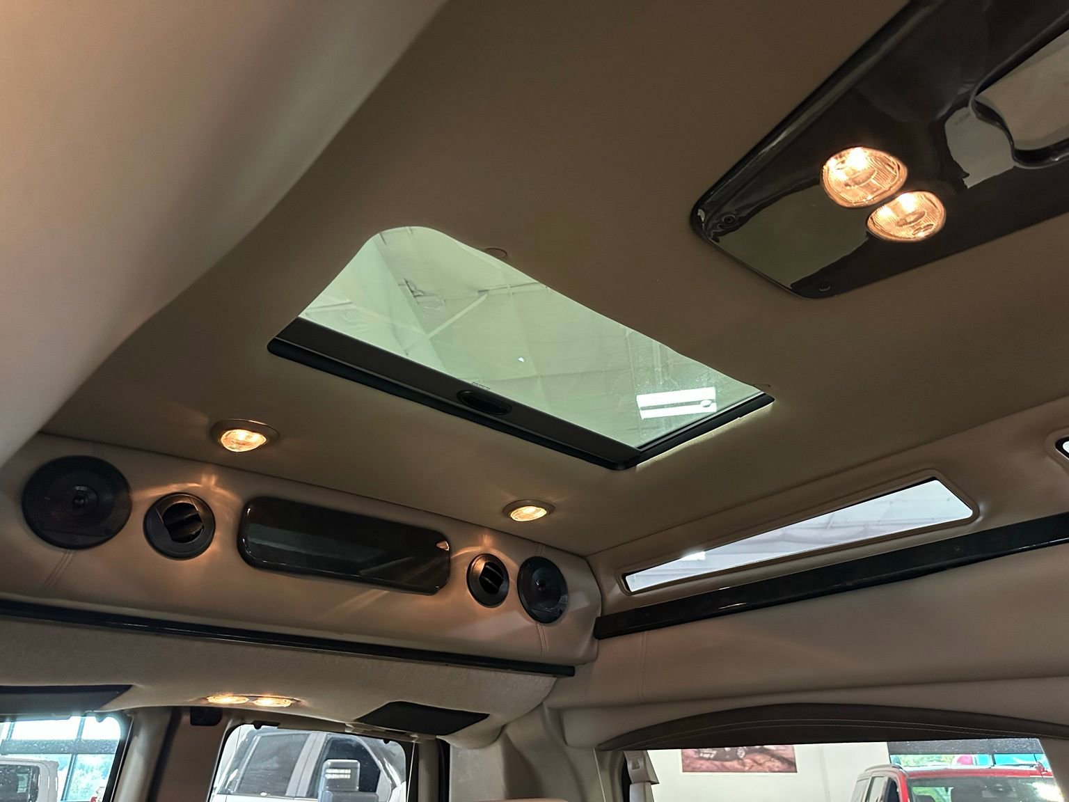 Used 2021 Chevrolet Express 2500 LS w/ Enhanced Convenience Package image 47