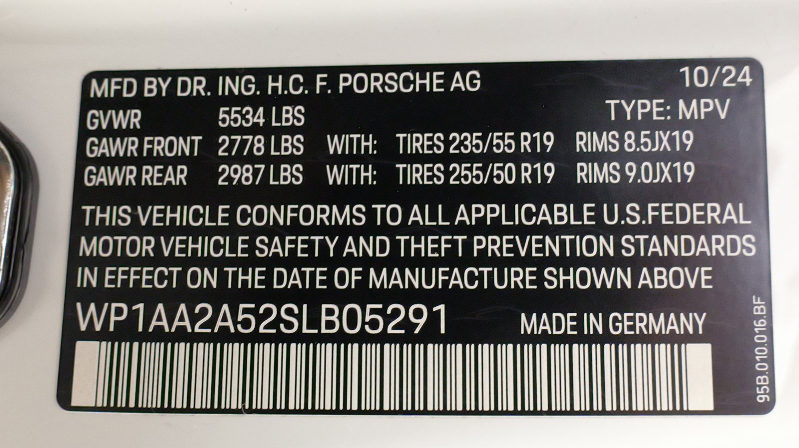 Used 2025 Porsche Macan image 75