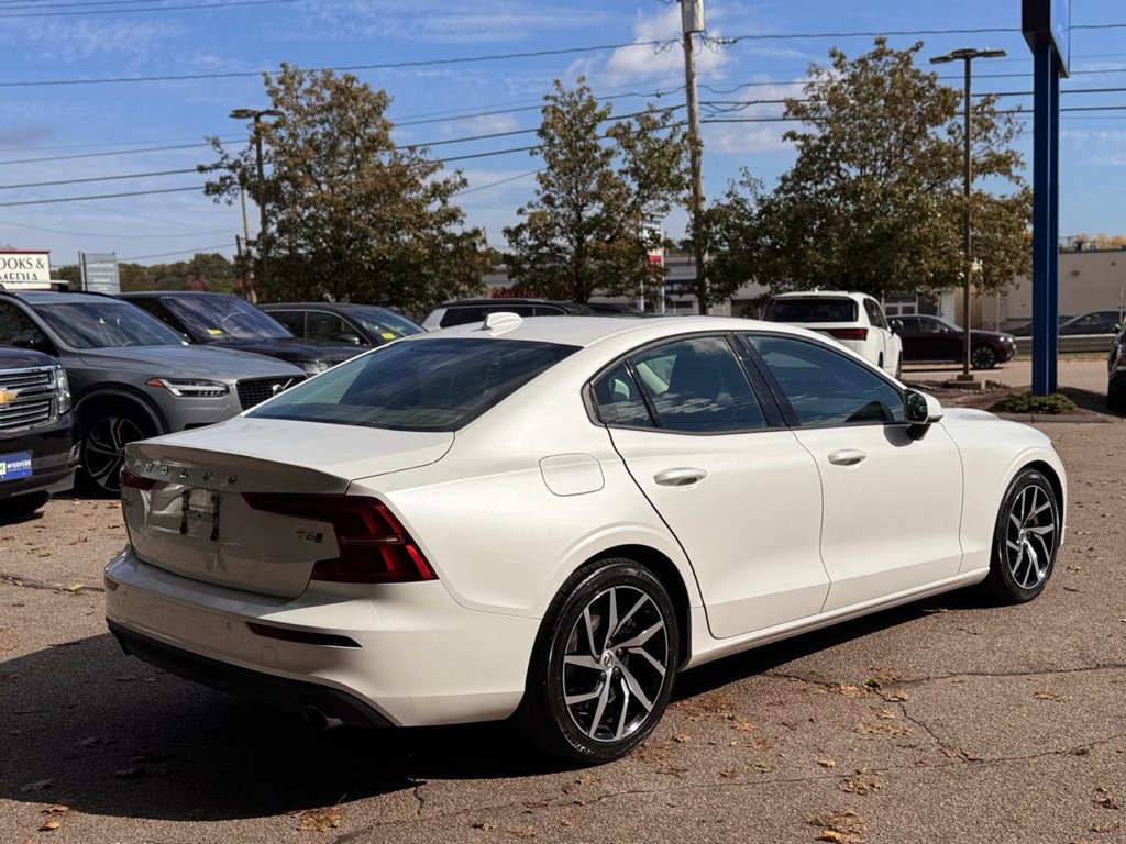 Used 2019 Volvo S60 T6 Momentum w/ Premium Package AWD/4WD image 5