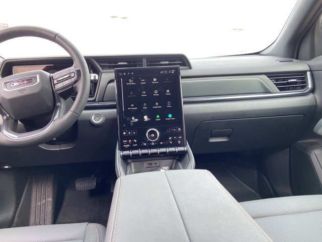 Used 2026 GMC Terrain AT4 image 14