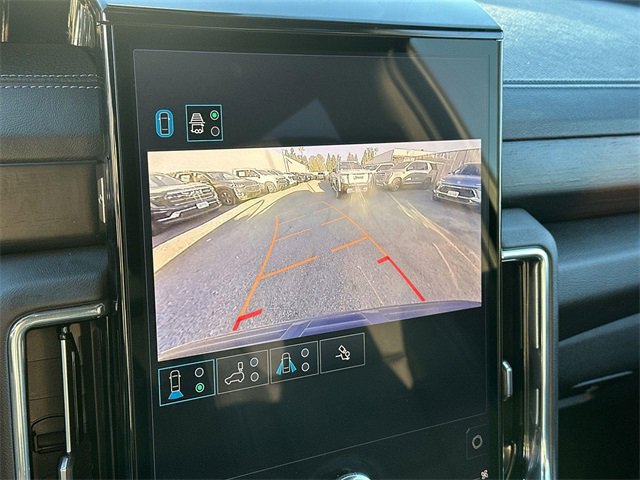 Used 2025 GMC Yukon Denali image 14