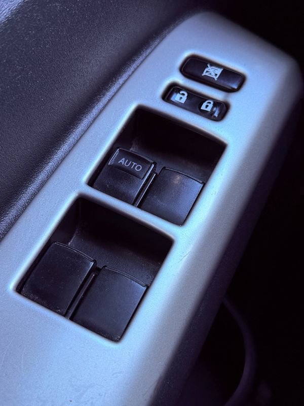 Used 2009 Scion xB FWD image 18