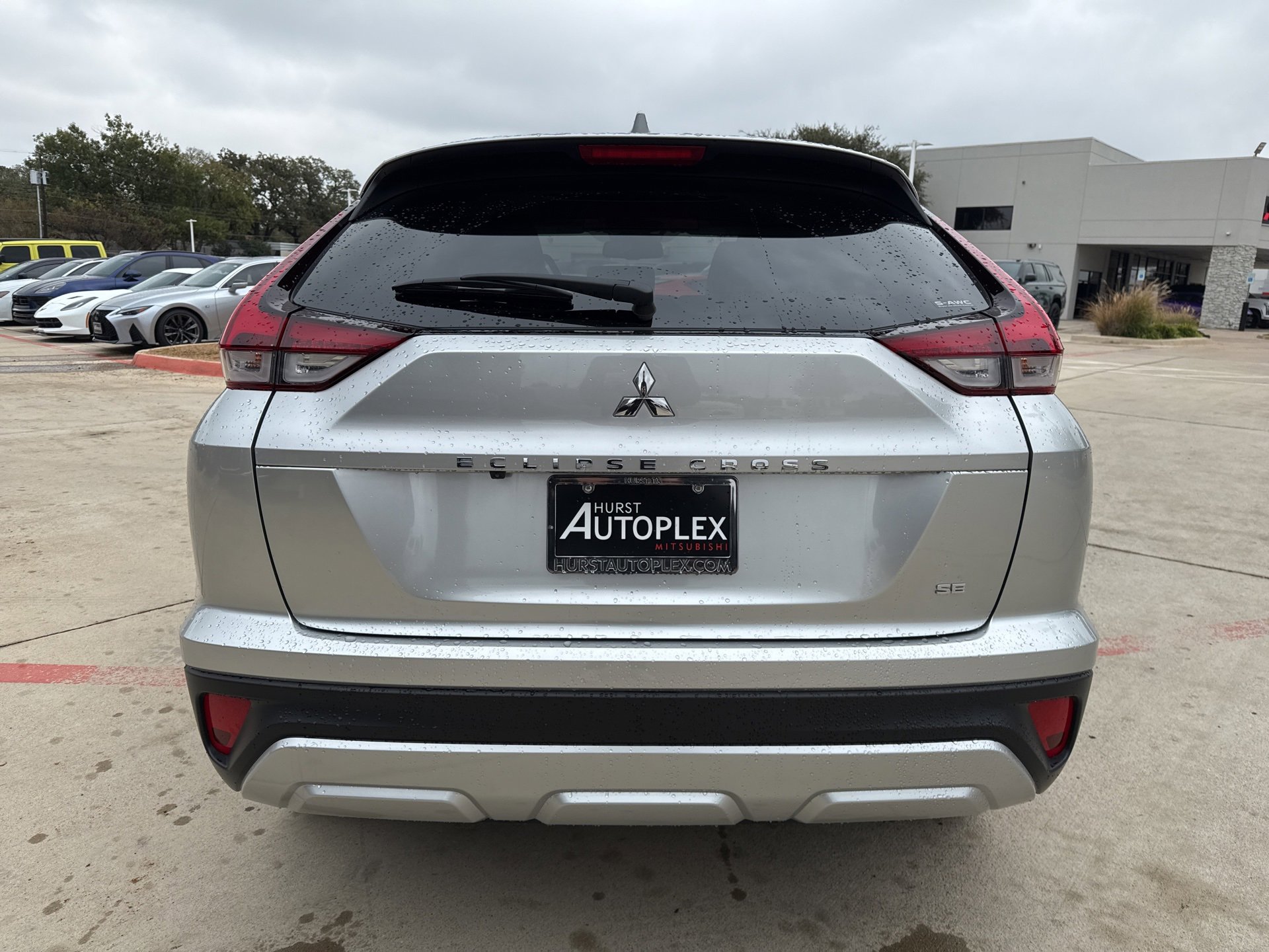 Used 2025 Mitsubishi Eclipse Cross SE image 3