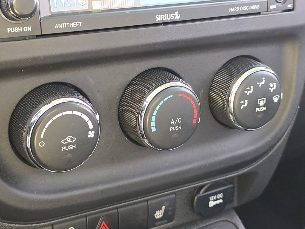 Used 2023 Ford Bronco Wildtrak image 26