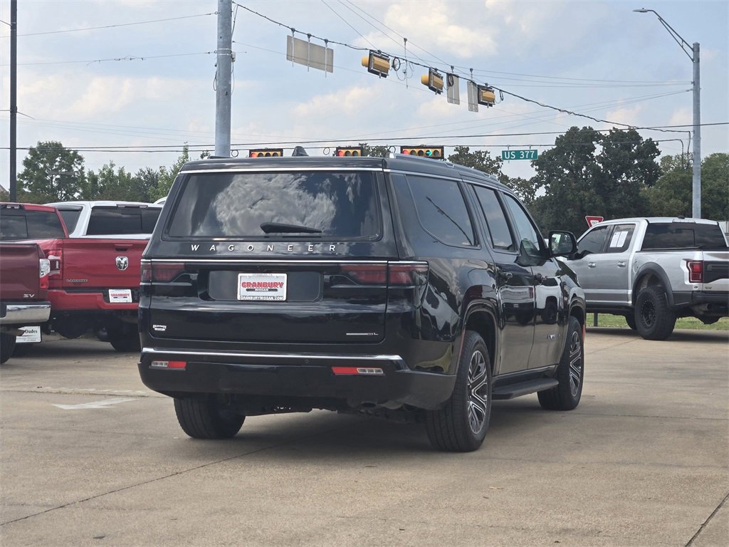 Used 2023 Jeep Wagoneer L Series II image 5
