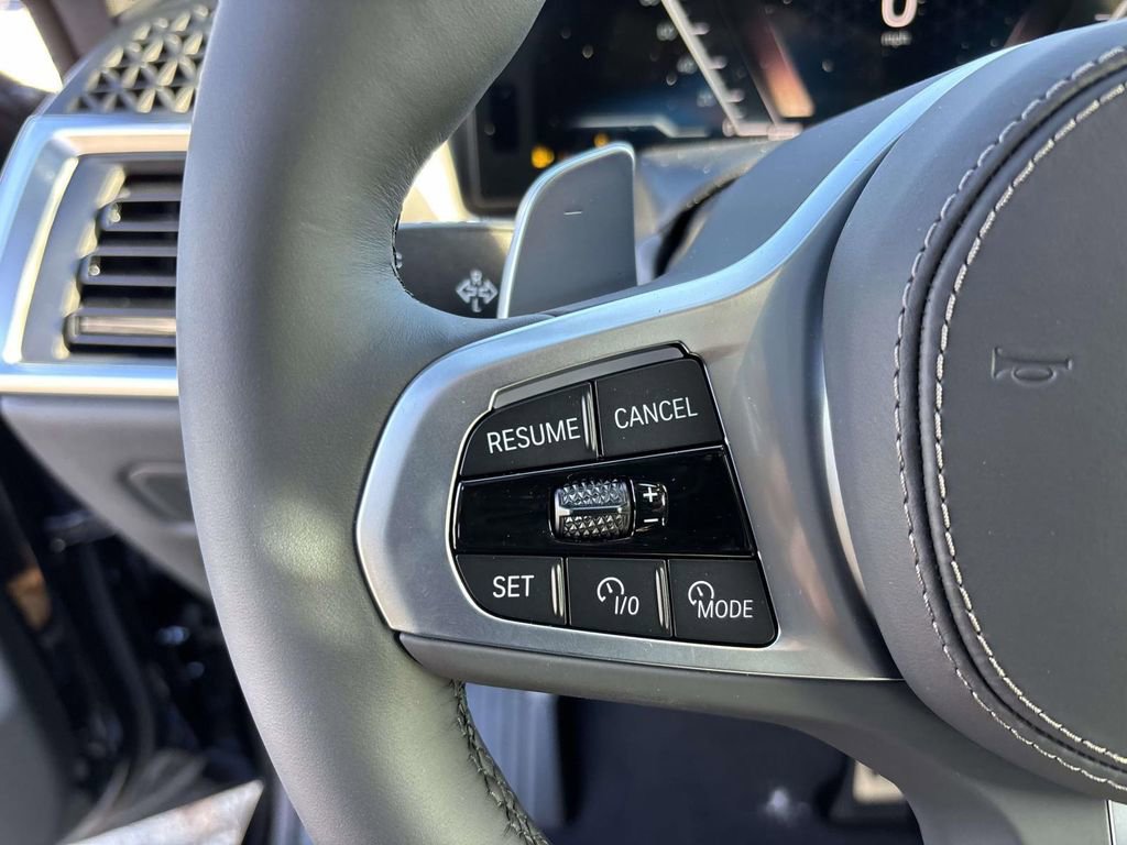 New 2026 BMW X6 xDrive40i w/ Executive Package image 17