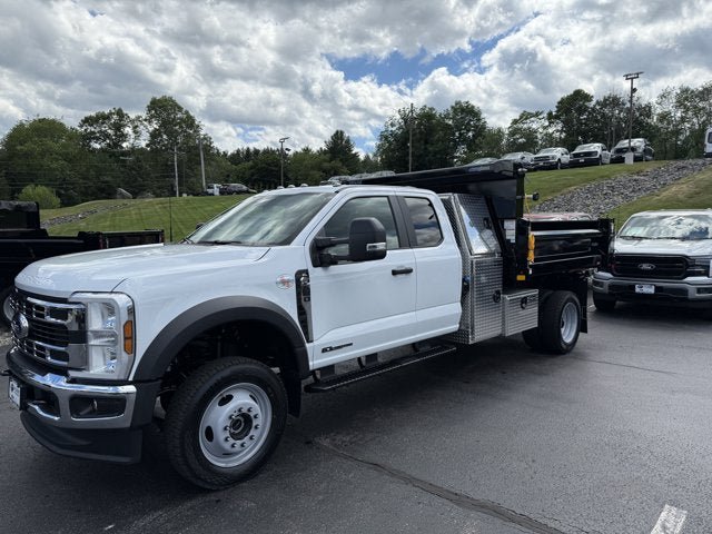 New 2026 Ford F550 4x4 Supercab Super Duty image 3
