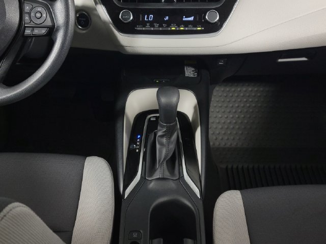 Used 2025 Toyota Corolla LE w/ LE Premium Package FWD image 24