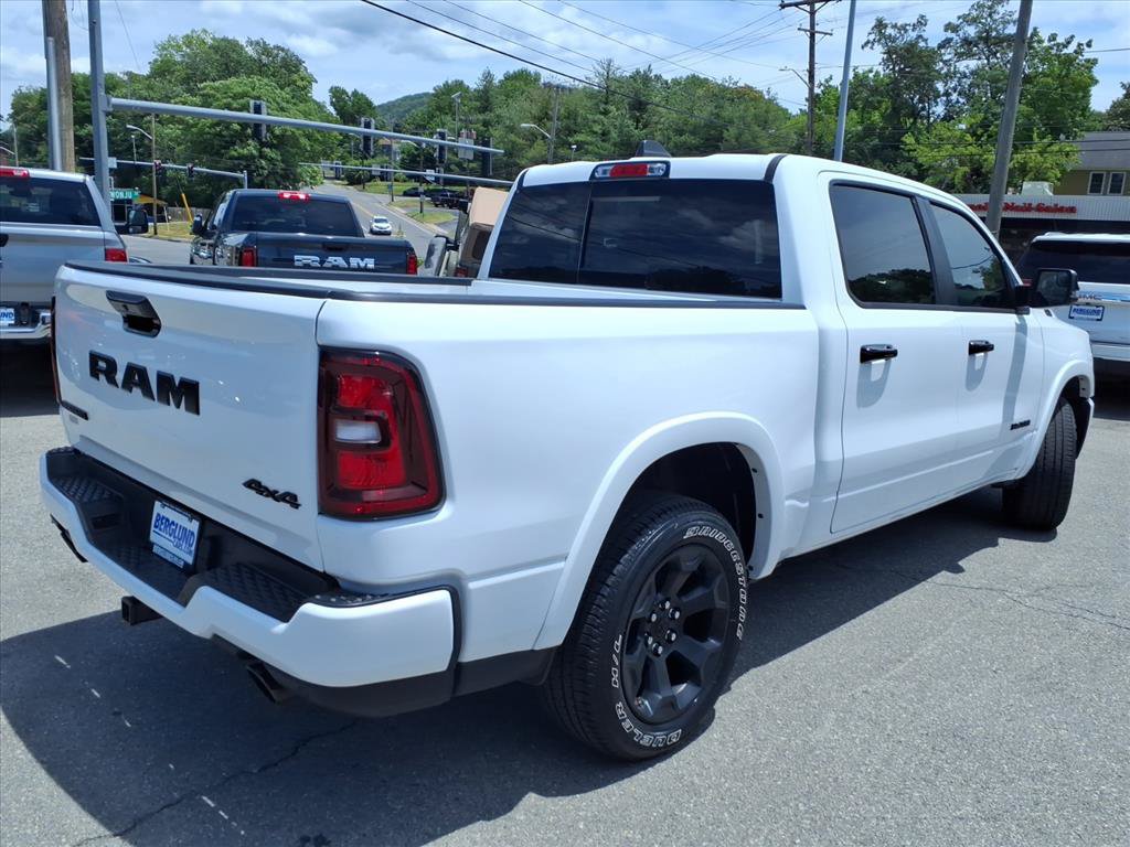 Used 2025 RAM 1500 Big Horn AWD/4WD image 4