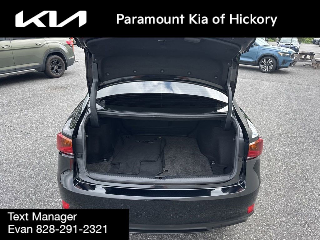 Used 2020 Lexus IS 300 F Sport w/ F Sport Package AWD/4WD image 10