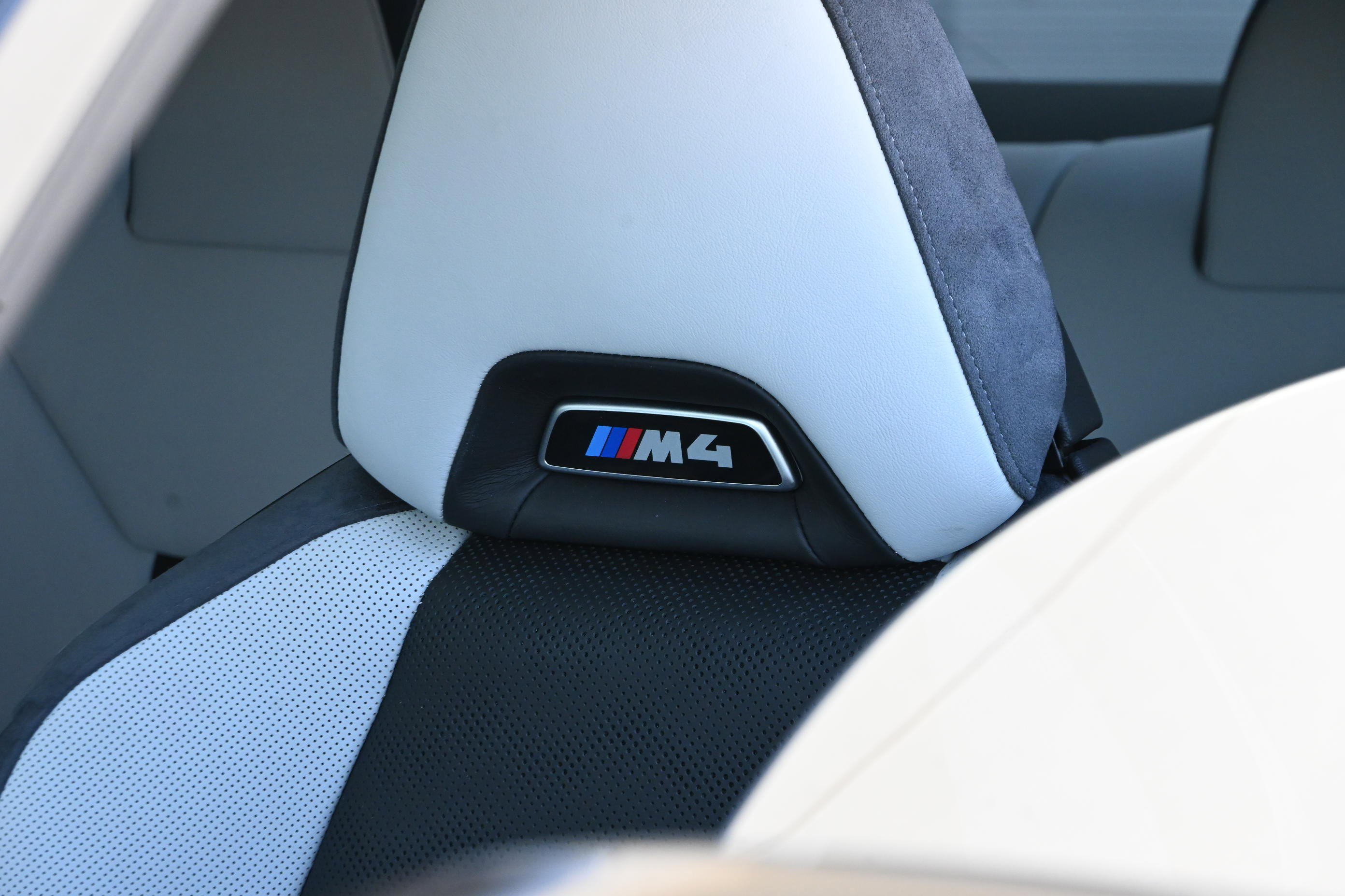 Used 2025 BMW M4 Competition image 35