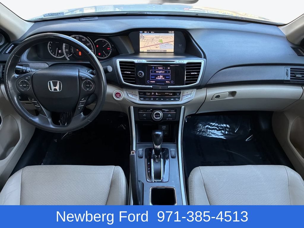 Used 2014 Honda Accord Touring image 18