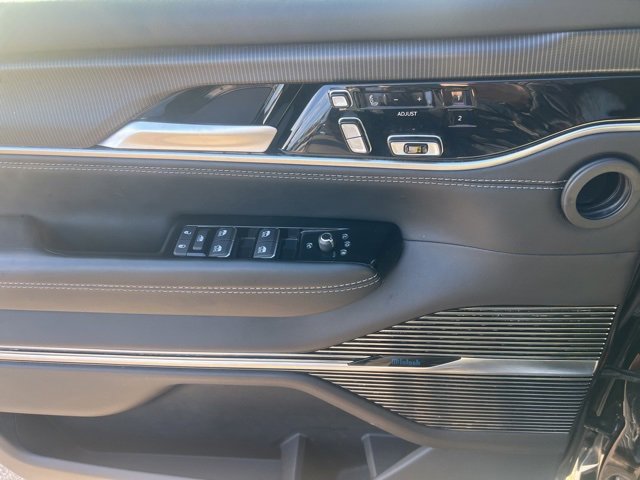 Used 2024 Jeep Grand Wagoneer L Series II w/ Quick Order Packagew 28T image 12