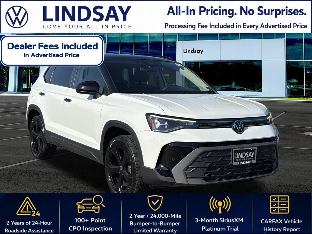 Certified 2025 Volkswagen Taos SE AWD/4WD image 1