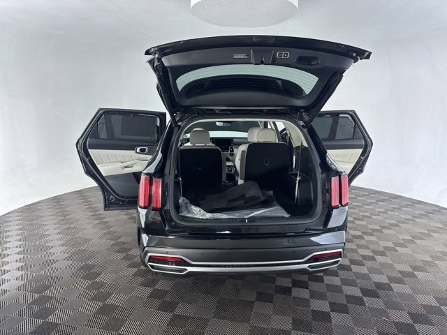 Used 2023 Kia Sorento SX Prestige image 13