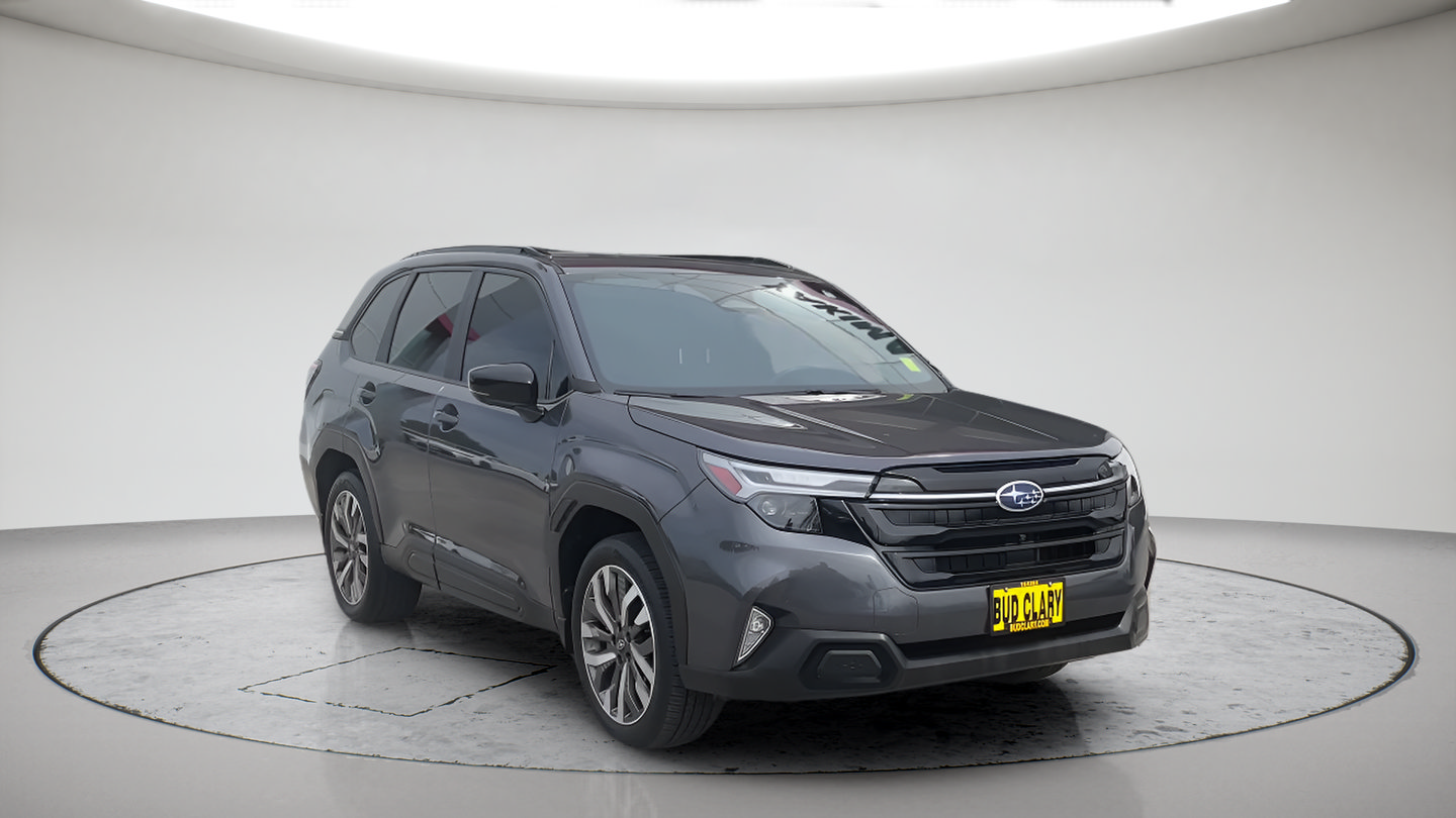 Used 2025 Subaru Forester Touring AWD/4WD image 4