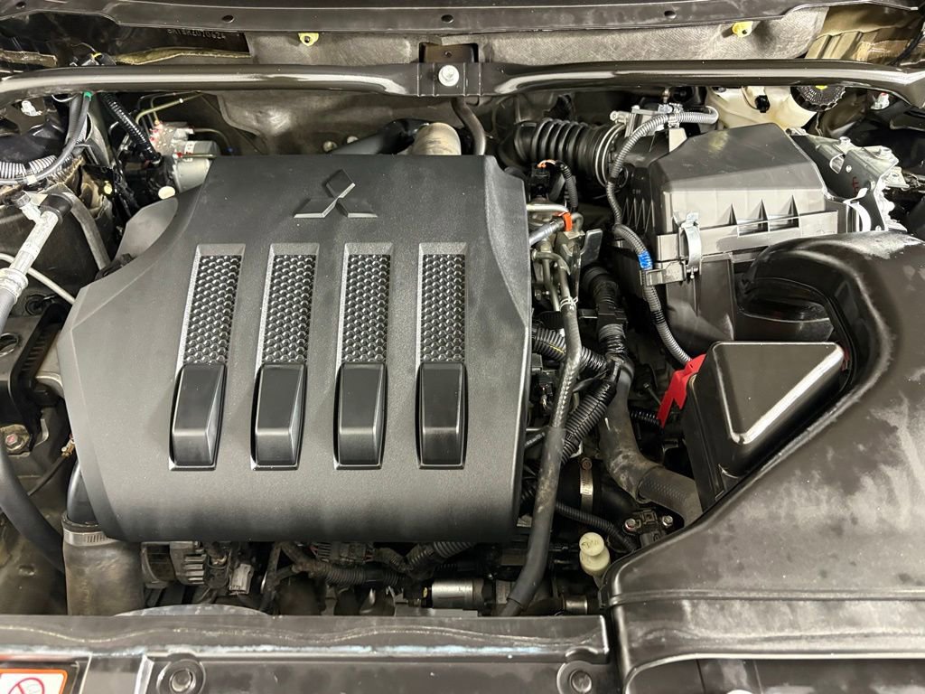 Used 2024 Mitsubishi Eclipse Cross SE image 38