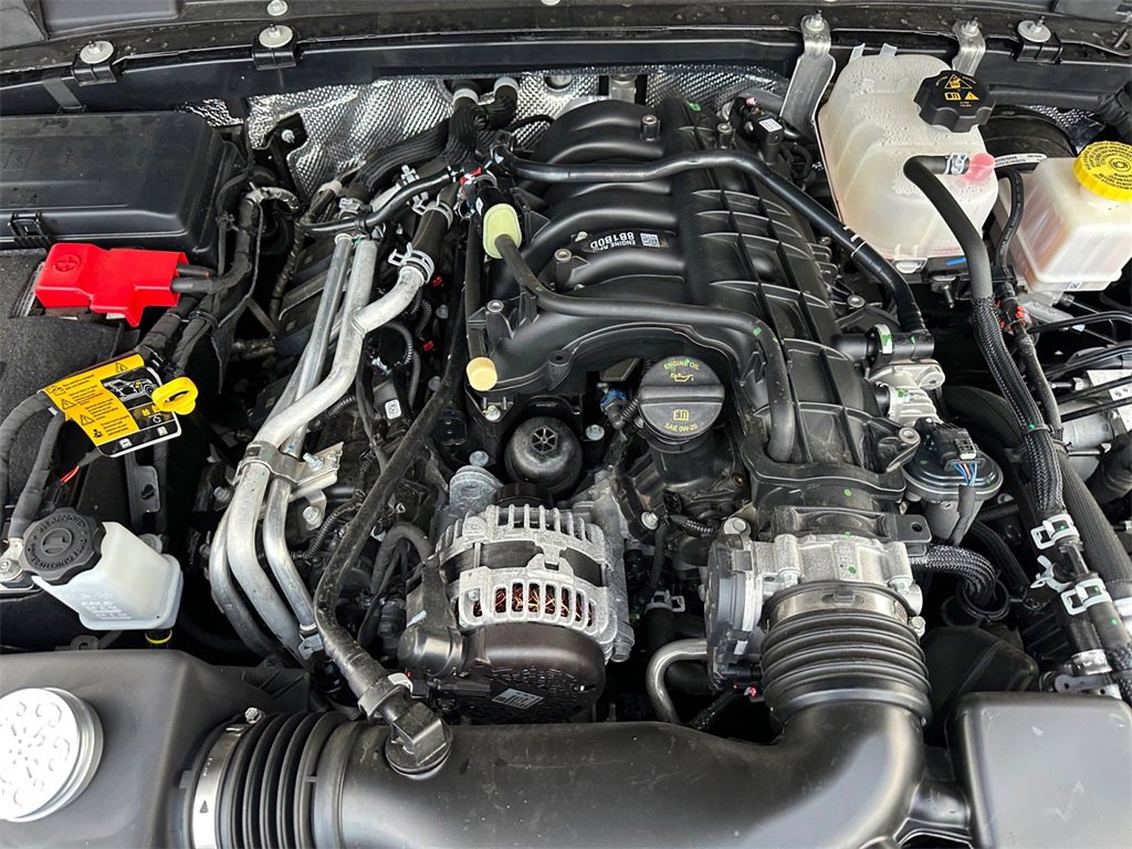 Certified 2024 Jeep Gladiator Rubicon w/ Convenience Group image 9