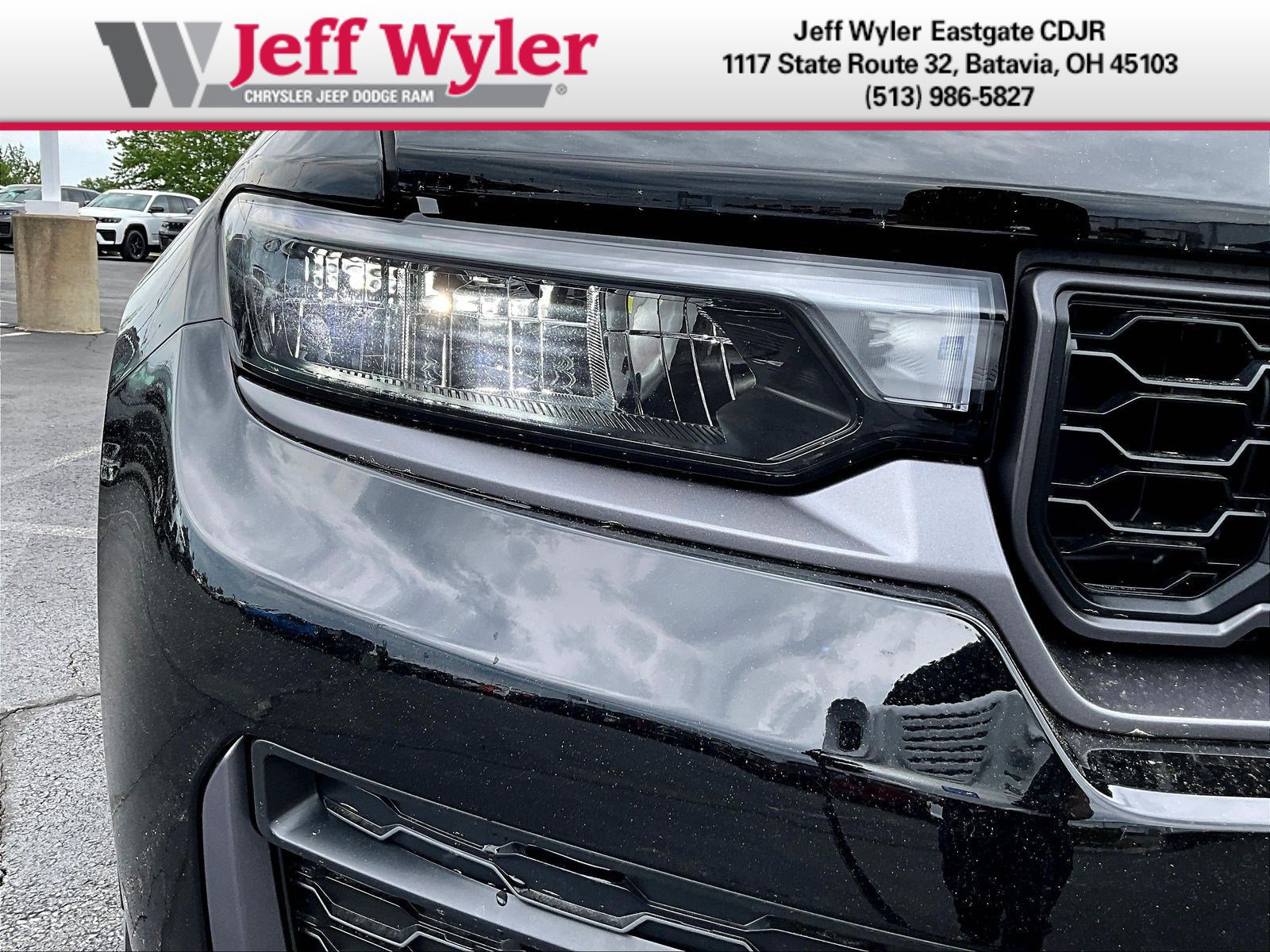 New 2026 Jeep Grand Cherokee Altitude AWD/4WD image 8