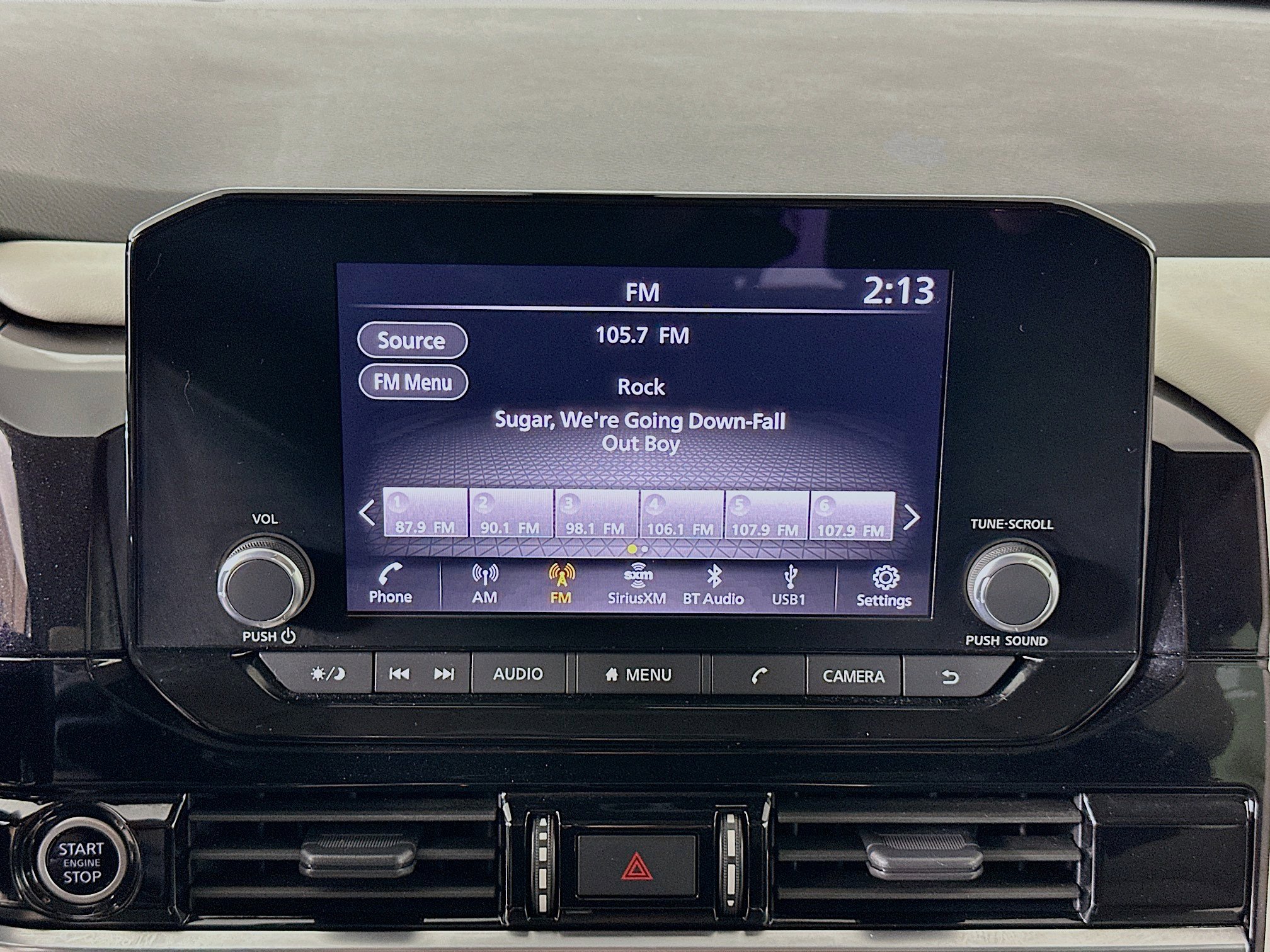 Used 2024 Nissan Pathfinder SV image 21