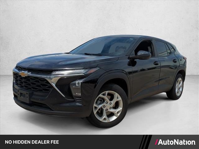 Used 2025 Chevrolet Trax LS w/ LS Convenience Package FWD image 1