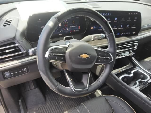 Used 2026 Chevrolet Traverse High Country w/ LPO, Floor Liner Package AWD/4WD image 8