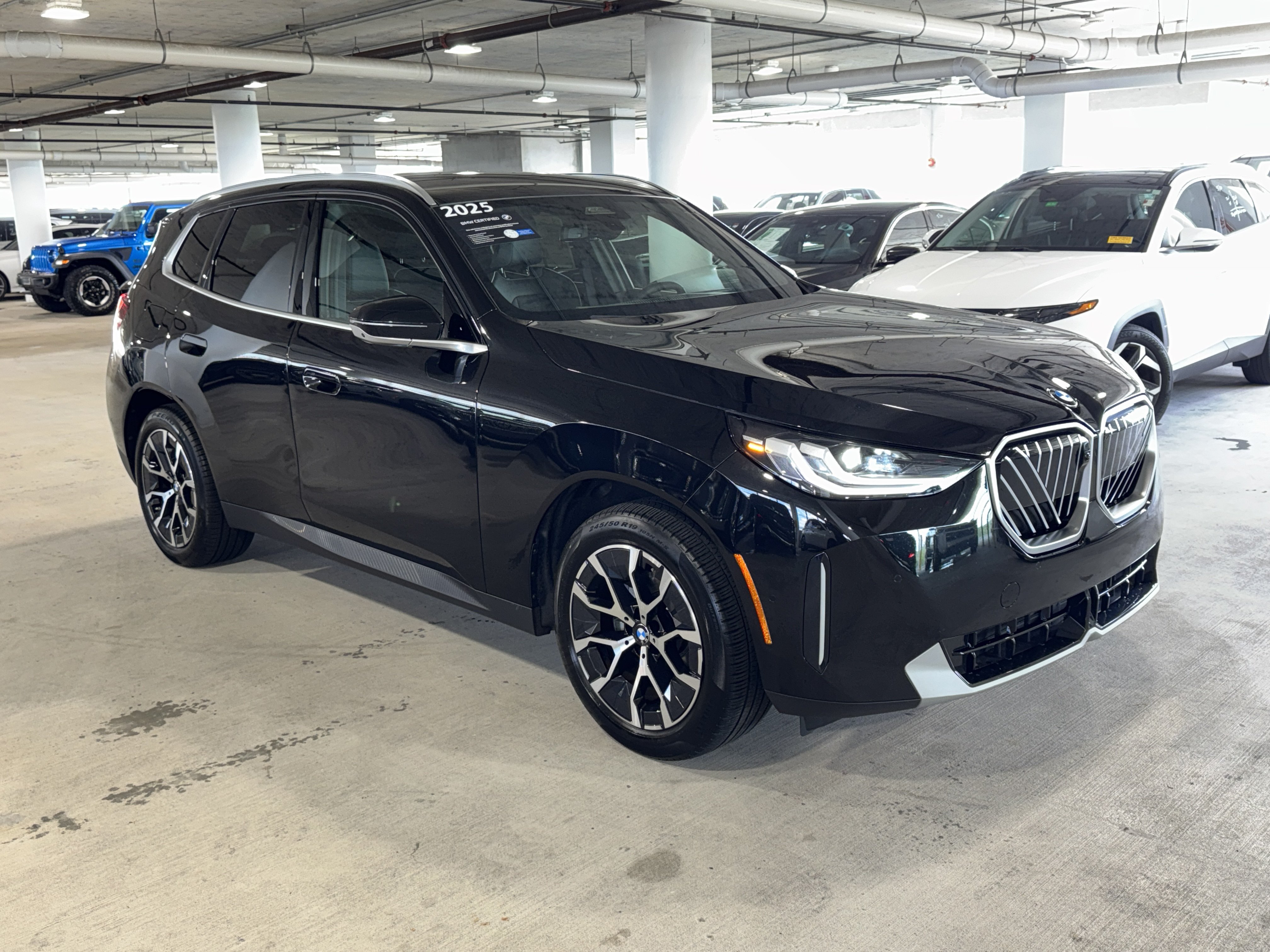 Used 2025 BMW X3 xDrive30i AWD/4WD image 2