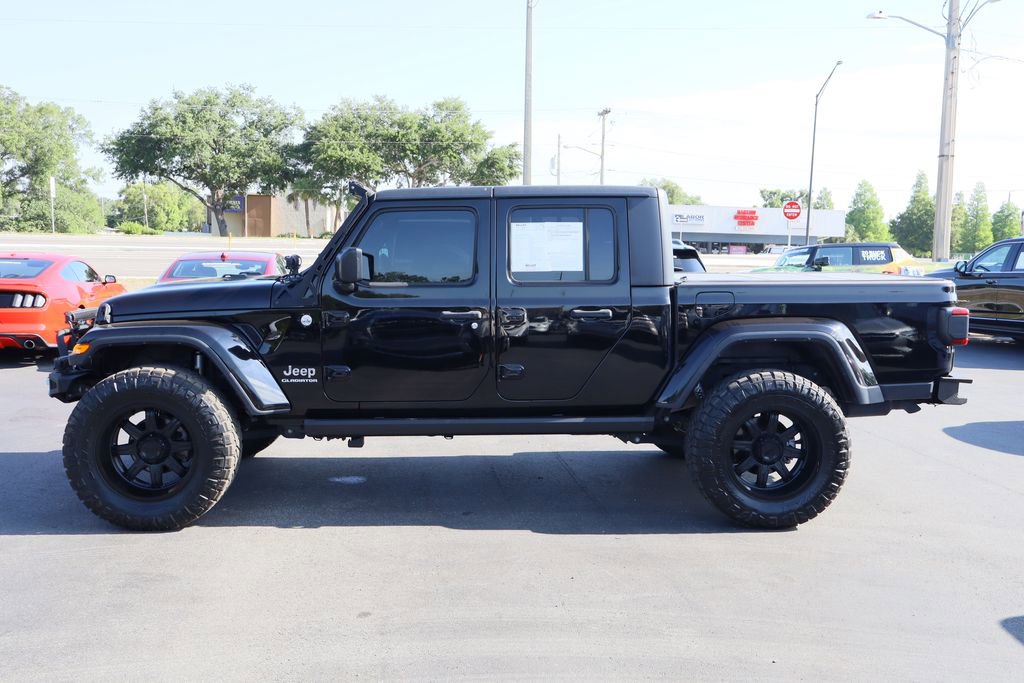 Used 2020 Jeep Gladiator Overland AWD/4WD image 6