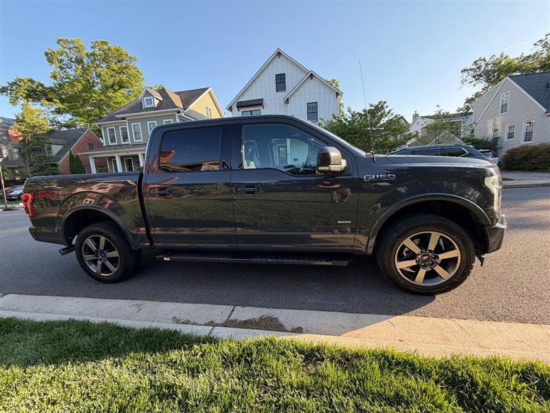 Used 2017 Ford F150 Lariat w/ Equipment Group 502A Luxury AWD/4WD image 8