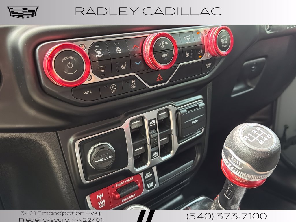 Used 2021 Jeep Wrangler Unlimited Rubicon w/ Cold Weather Group AWD/4WD image 10