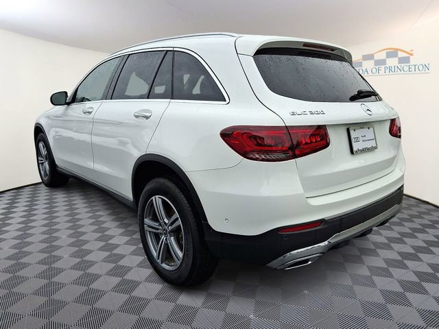 Used 2022 Mercedes-Benz GLC 300 4MATIC image 4