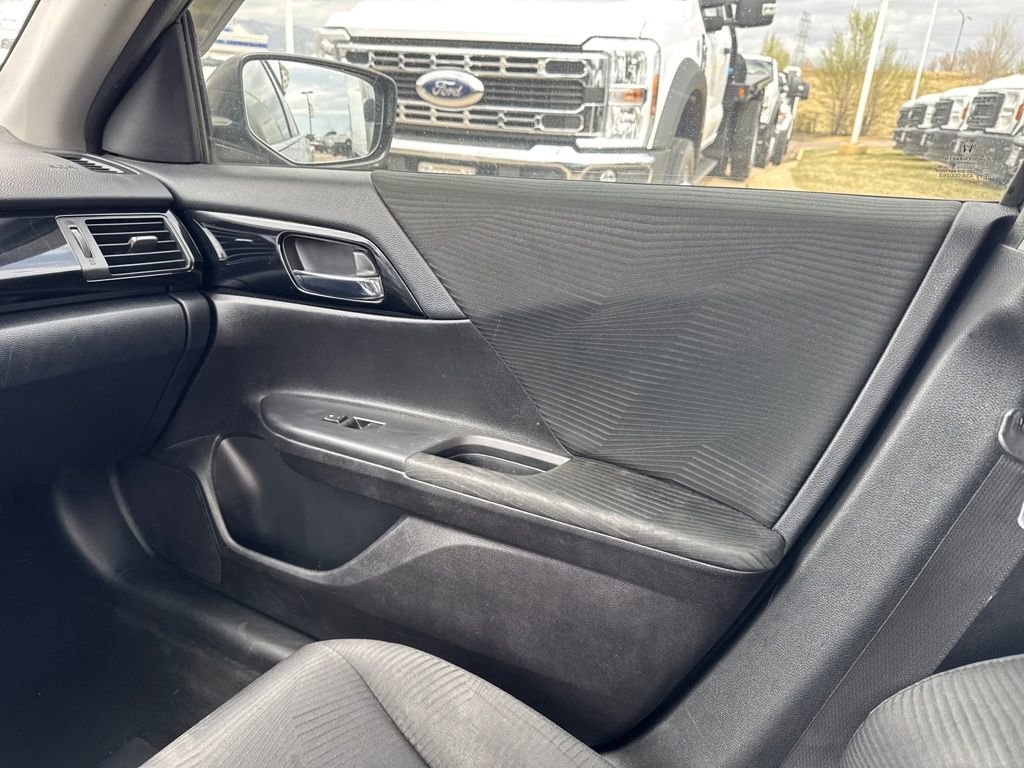 Used 2016 Honda Accord LX image 32