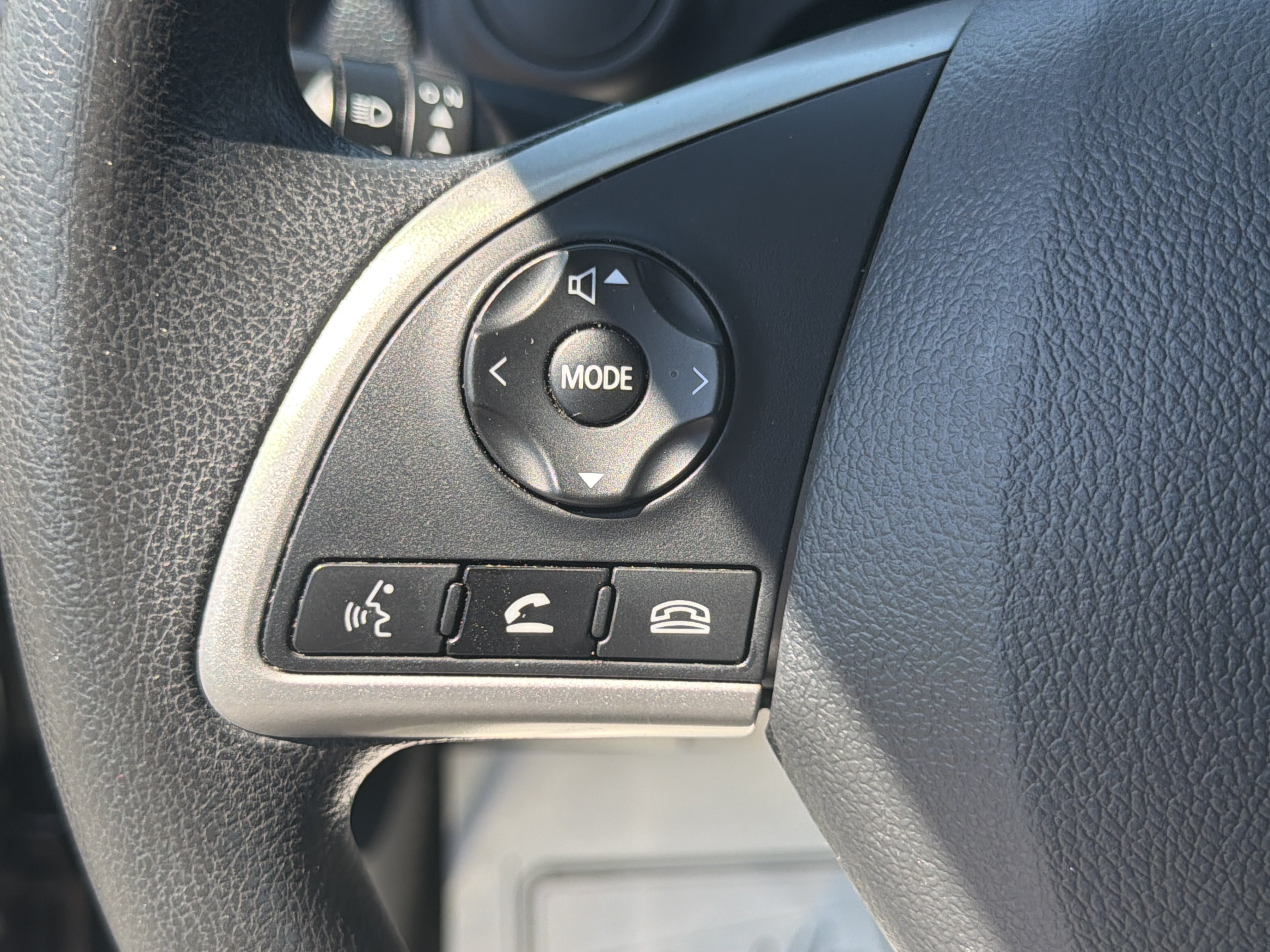 Used 2024 Mitsubishi Mirage ES FWD image 18