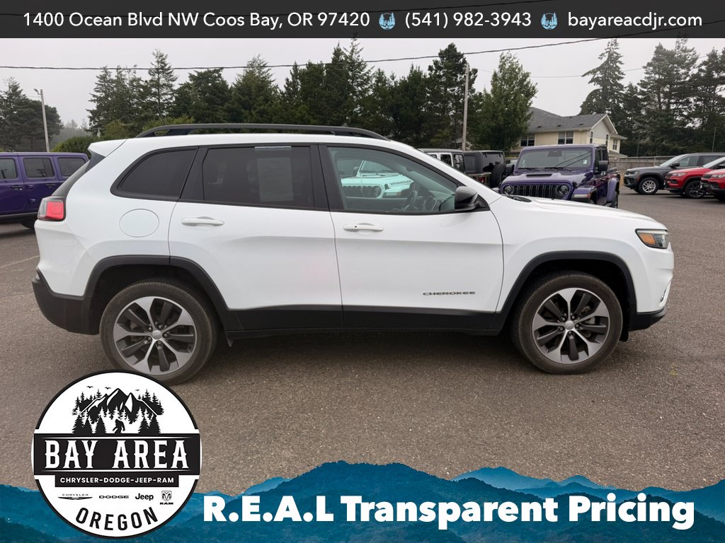 Used 2022 Jeep Cherokee Limited w/ Elite Package AWD/4WD image 7