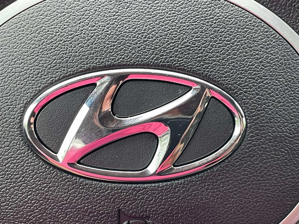 Used 2023 Hyundai Elantra SEL w/ Convenience Package FWD image 32
