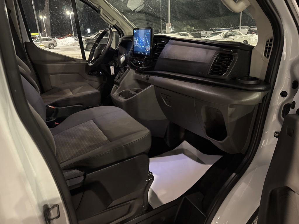 Used 2023 Ford Transit 350 XLT image 13