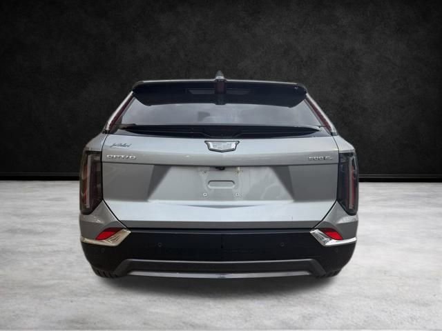 Used 2025 Cadillac Optiq Luxury 1 w/ LPO, Floor Liner Package image 7