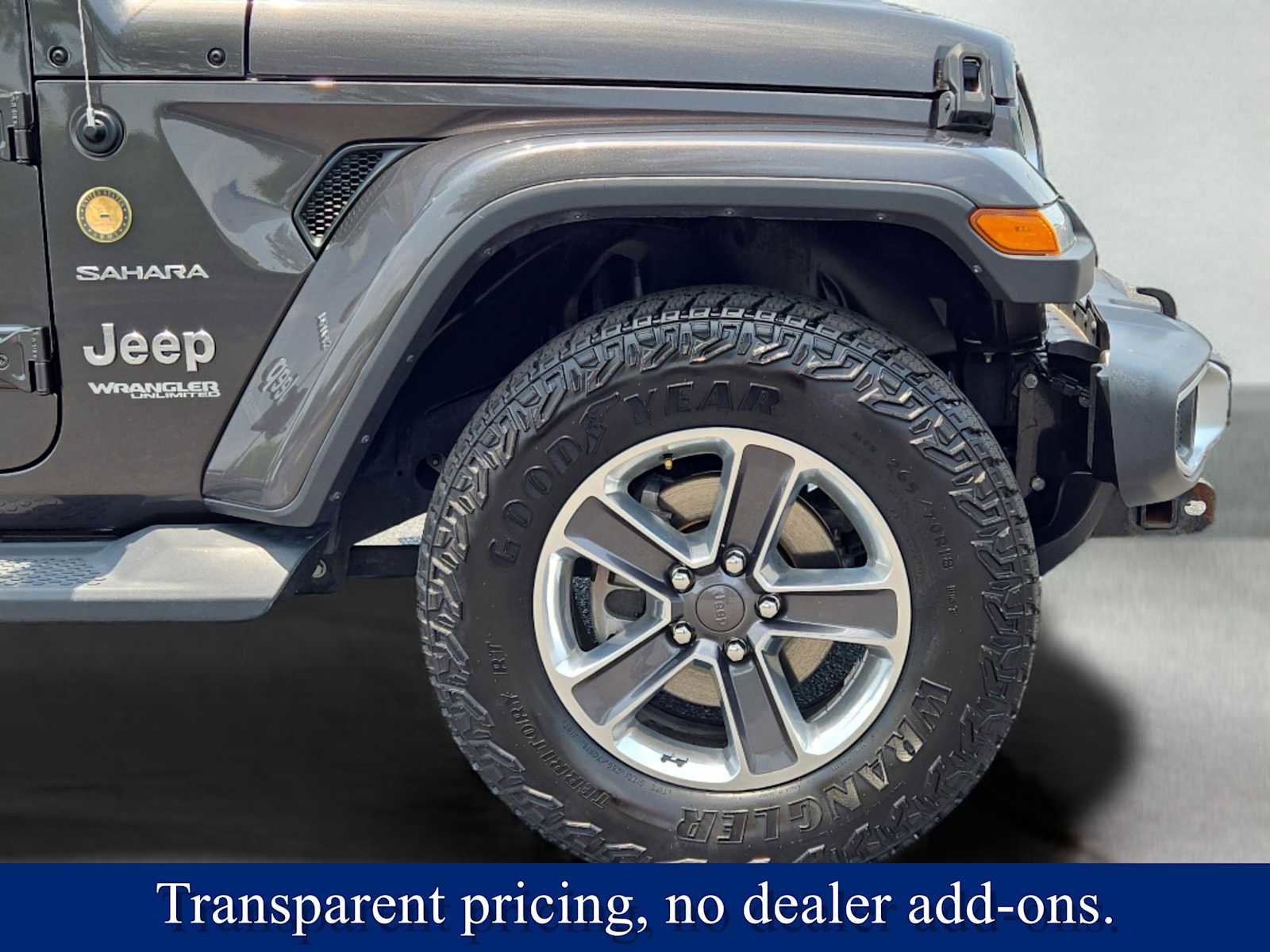 Used 2020 Jeep Wrangler Unlimited Sahara image 11