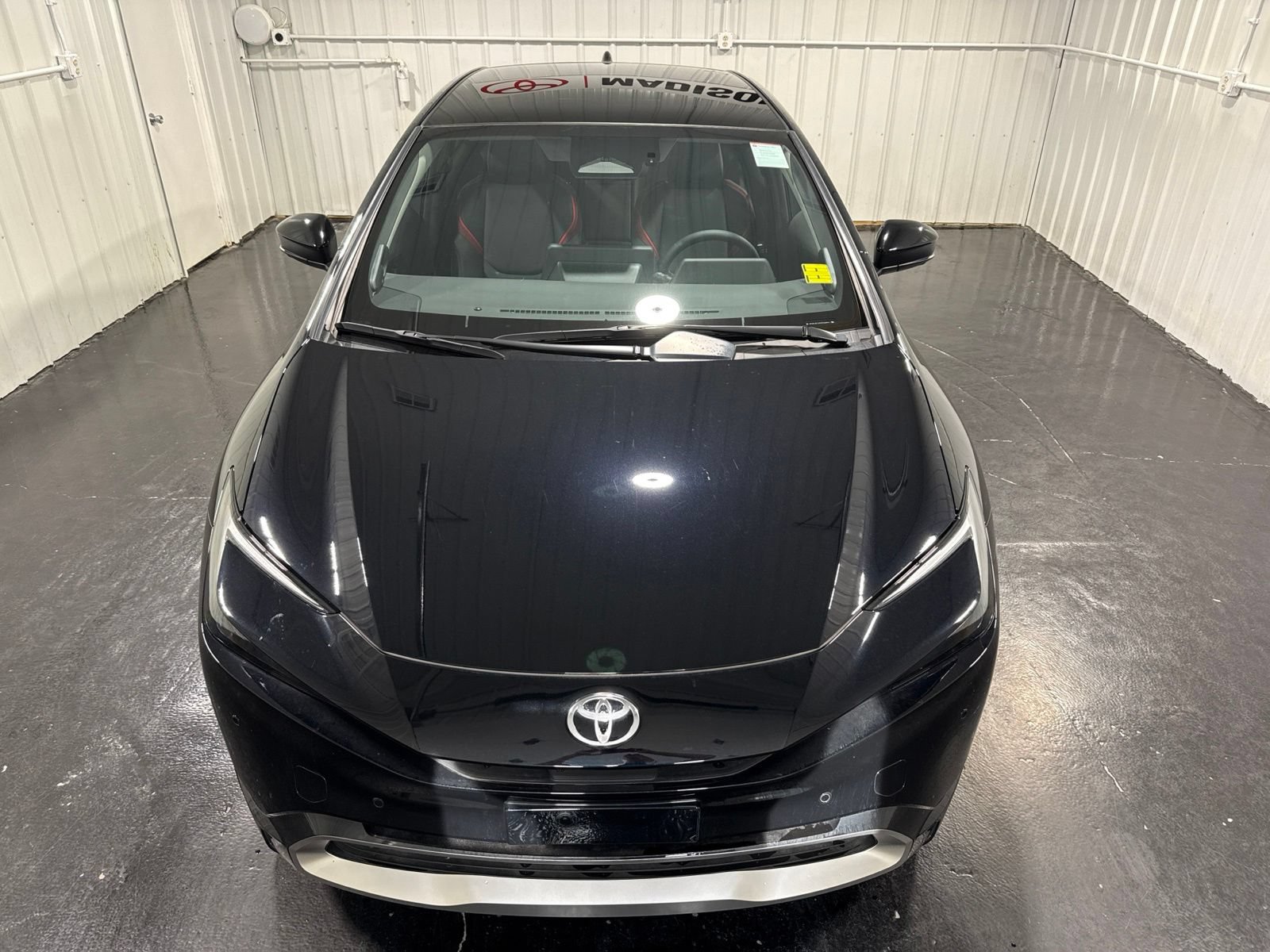 New 2025 Toyota Prius Plug-In Hybrid w/ Limited Premium Package FWD image 5
