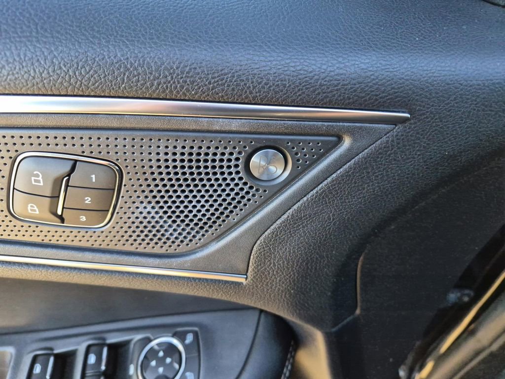 Used 2021 Ford Edge ST w/ Equipment Group 401A AWD/4WD image 16