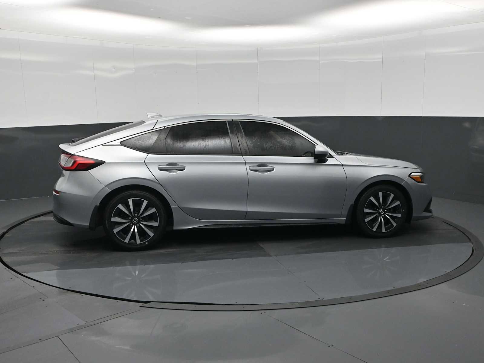 Used 2022 Honda Civic EX-L image 9