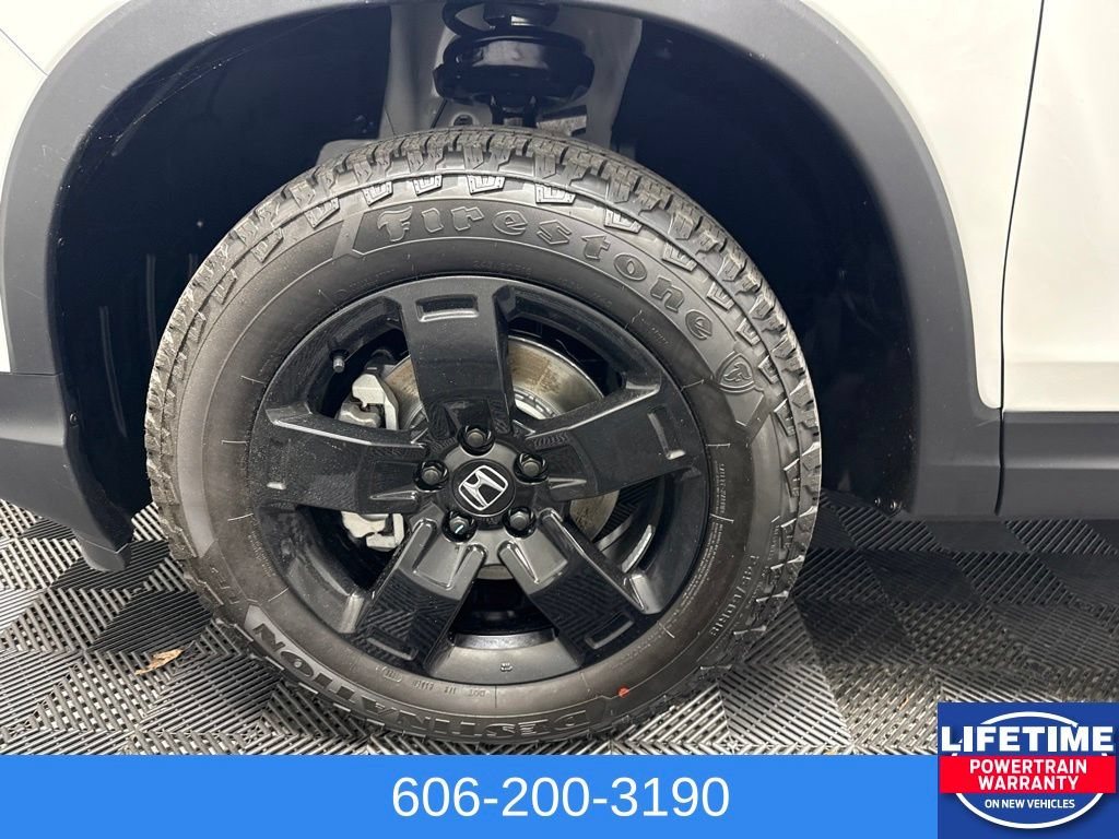New 2026 Honda Ridgeline Black Edition image 12