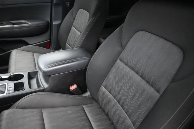 Used 2020 Kia Sportage LX AWD/4WD image 17