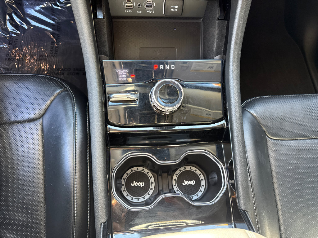 Used 2021 Jeep Grand Cherokee L Limited w/ Luxury Tech Group II AWD/4WD image 23