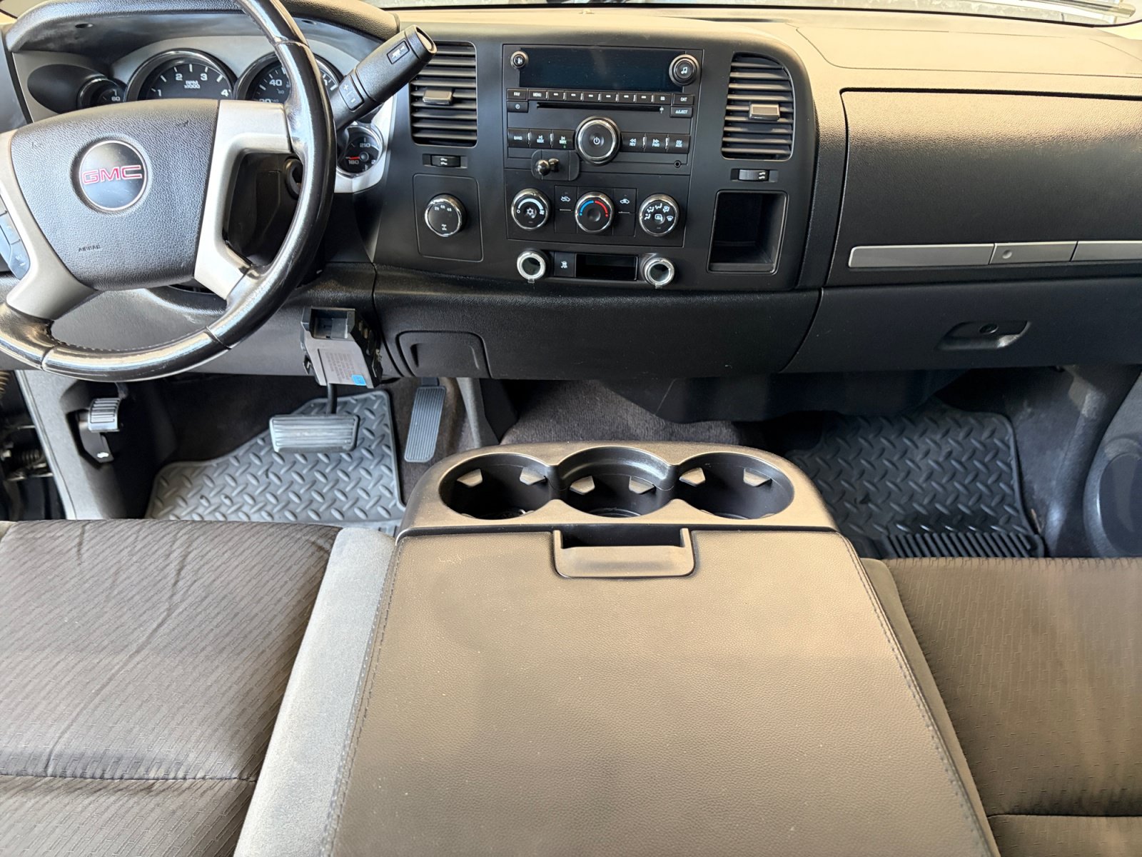 Used 2009 GMC Sierra 2500 SLE AWD/4WD image 17