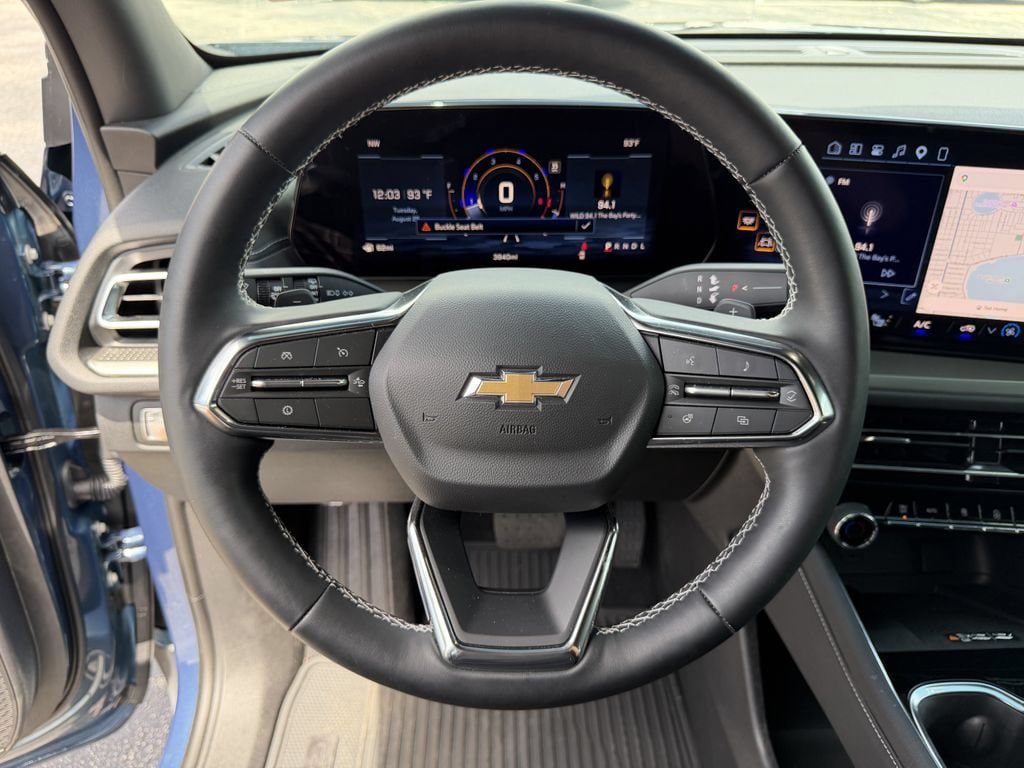 Used 2026 Chevrolet Traverse LT FWD image 35