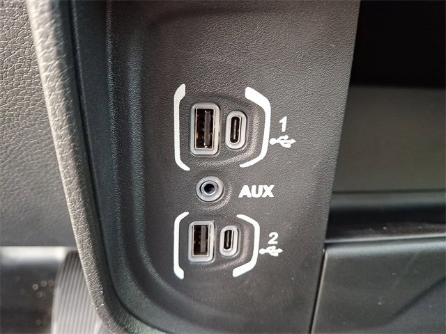 Used 2024 RAM 2500 Tradesman w/ Chrome Appearance Group image 26