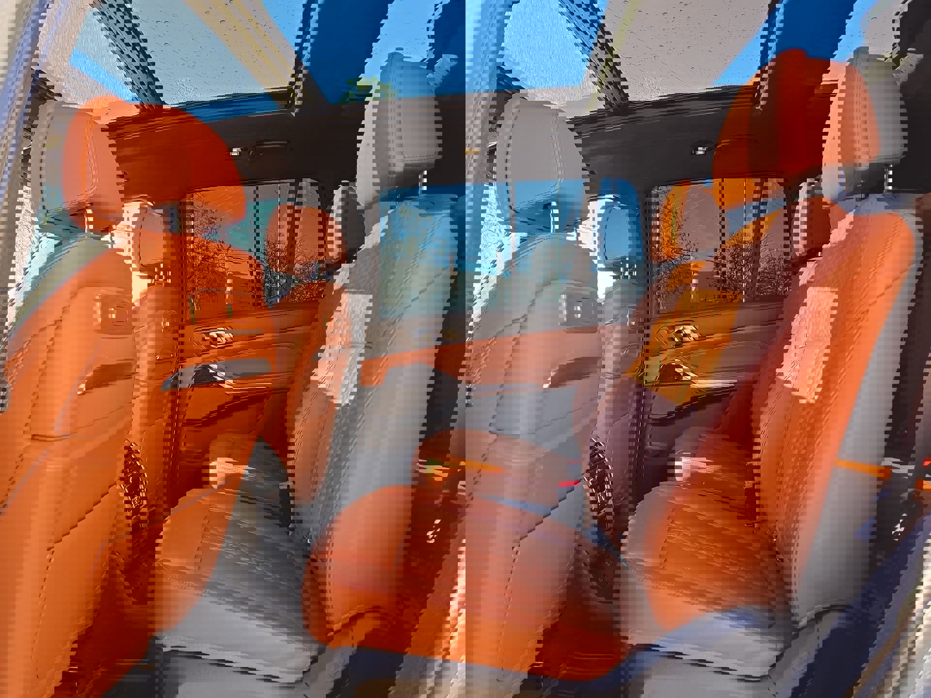 Used 2023 BMW X7 xDrive40i w/ Executive Package image 13