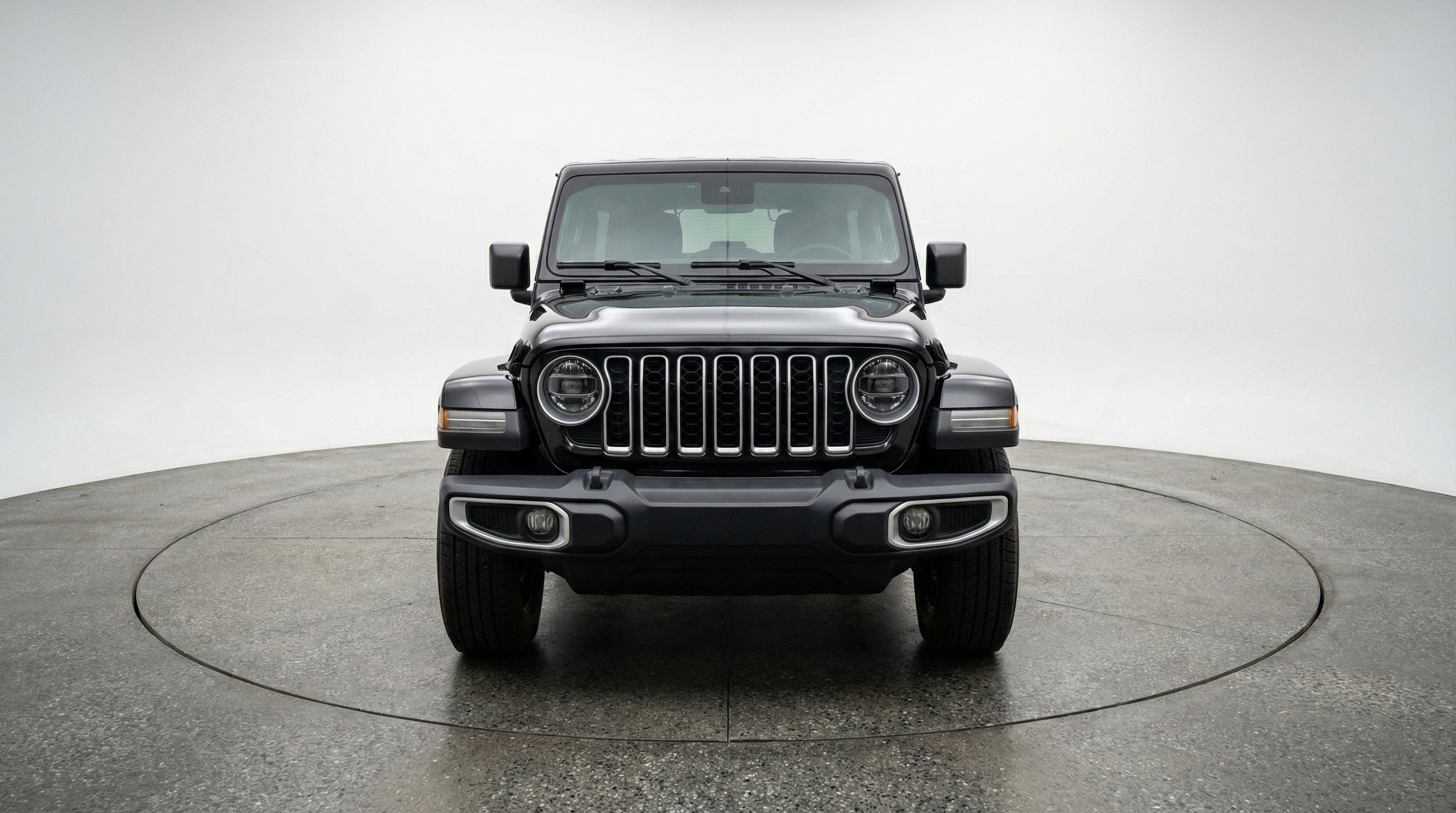 Used 2025 Jeep Wrangler Sahara image 2
