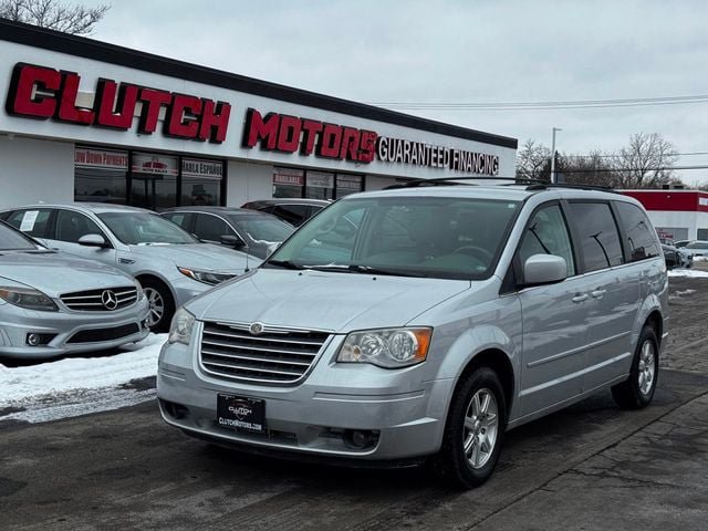 Used 2008 Chrysler Town & Country Touring w/ Flexible Seating Group
